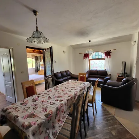 Rustic House Jm Holiday home